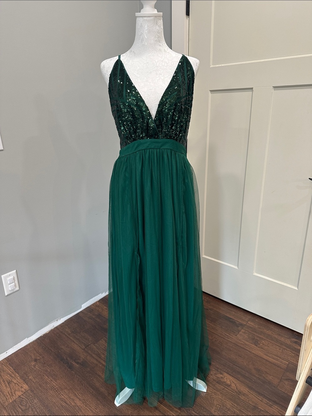 Elegant Deep Green Sequin Tulle Evening Dress